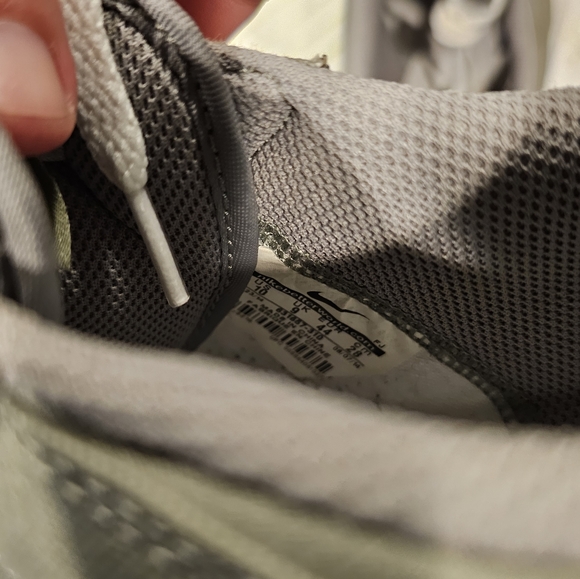 Nike Shoes Men's Size 10 - Picture 9 of 10